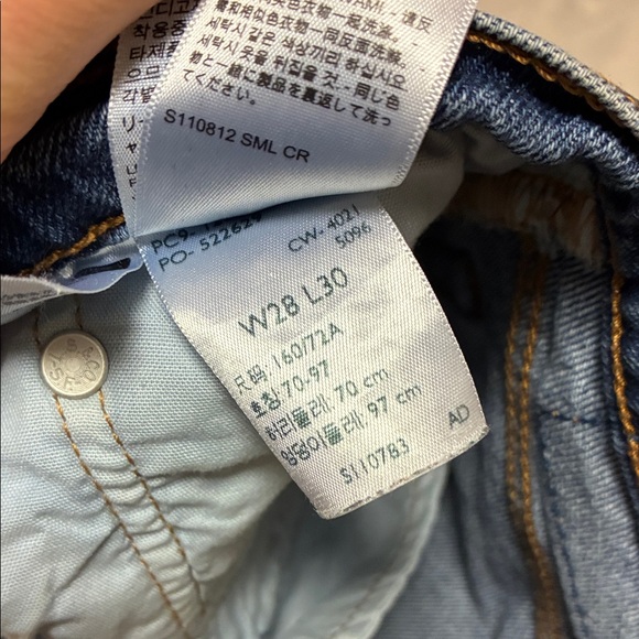 Levis 501s size 28 - Picture 7 of 7